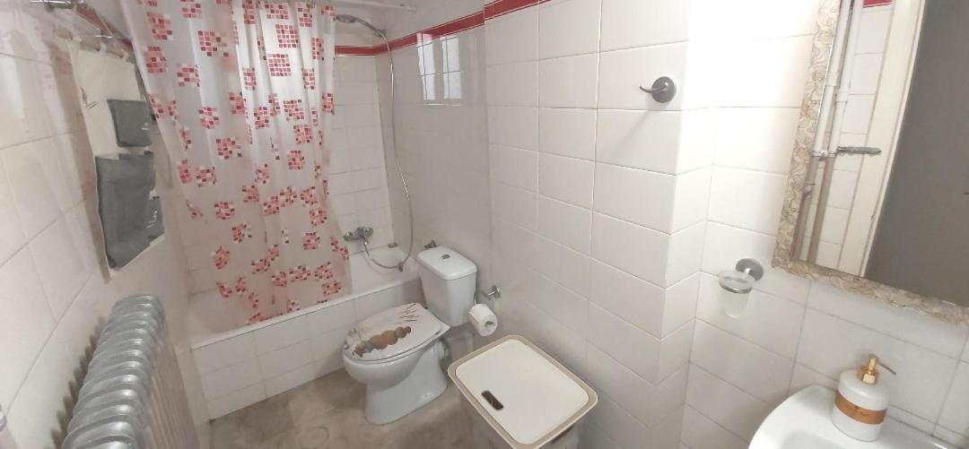 Theano'S Cozy & Quiet Lux Central Flat - Wifi & Full Amenities Patras Exterior photo